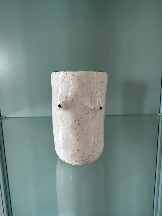 Tasse Free the Nip, modèle Éva